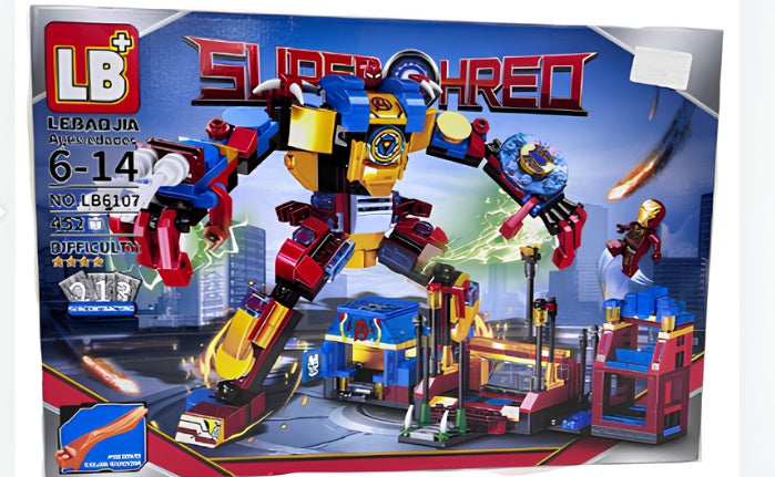 Super Shred is a robot-themed construction set consisting of 452 pieces
