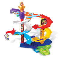 Méga circuit spirales 2 en 1 + Titouan, fou du volant