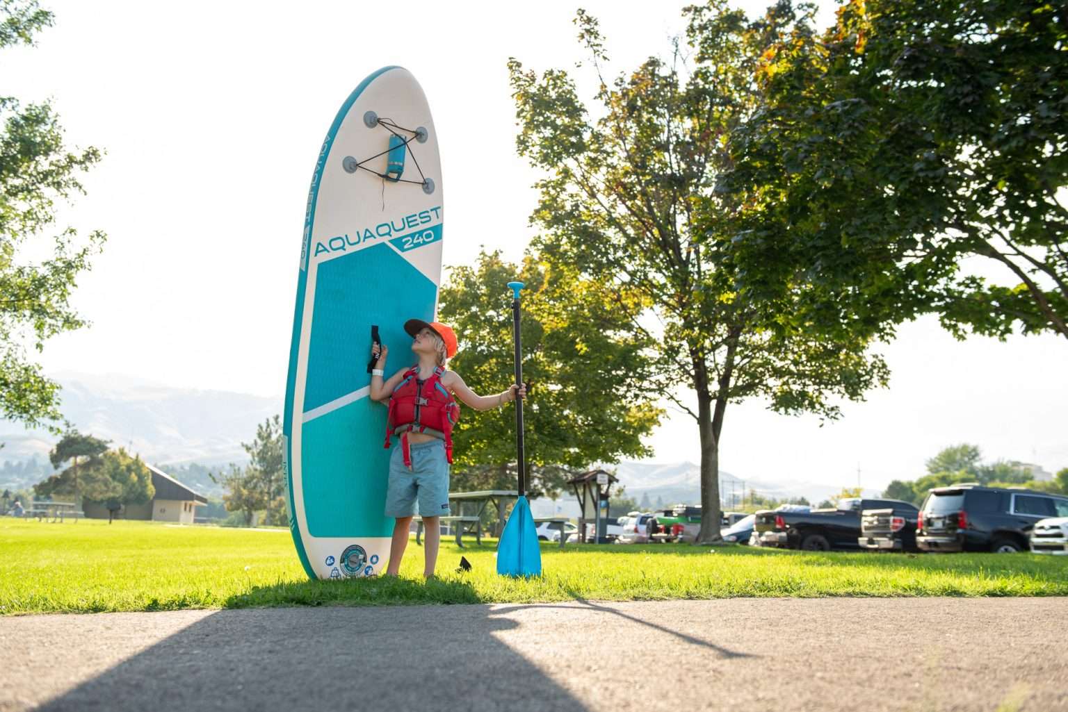 Paddle Gonflable Intex AquaQuest 240 – Pack SUP 8’ avec Pagaie, Pompe & Sac de Transport