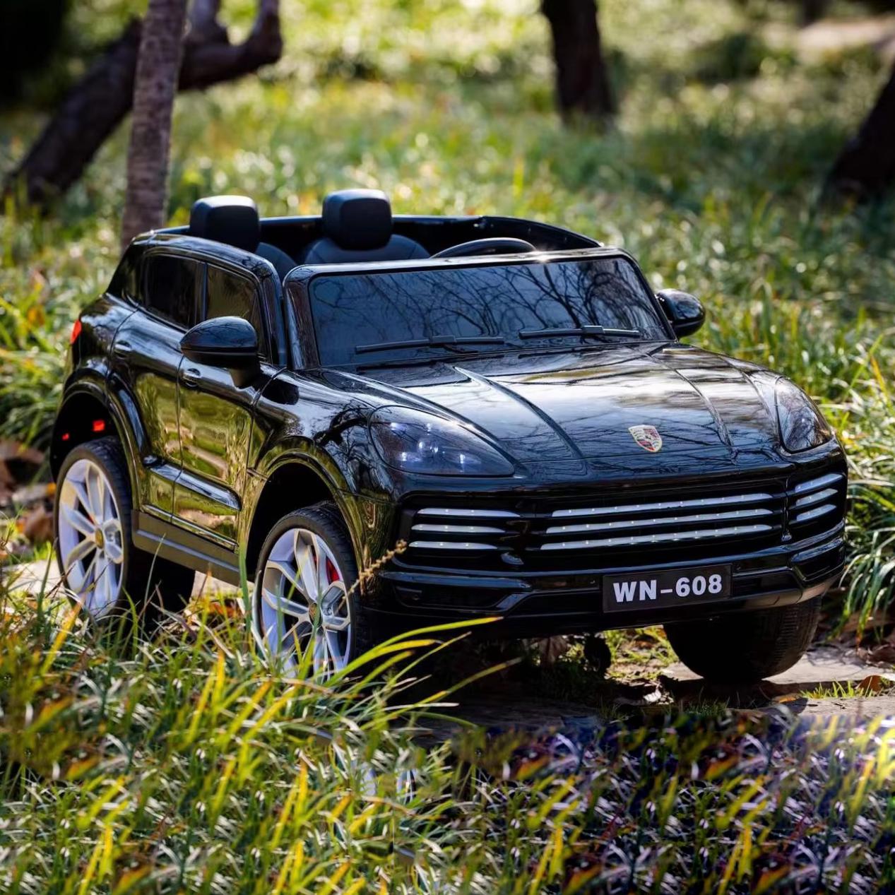 Voiture Porshe deux places - Noire