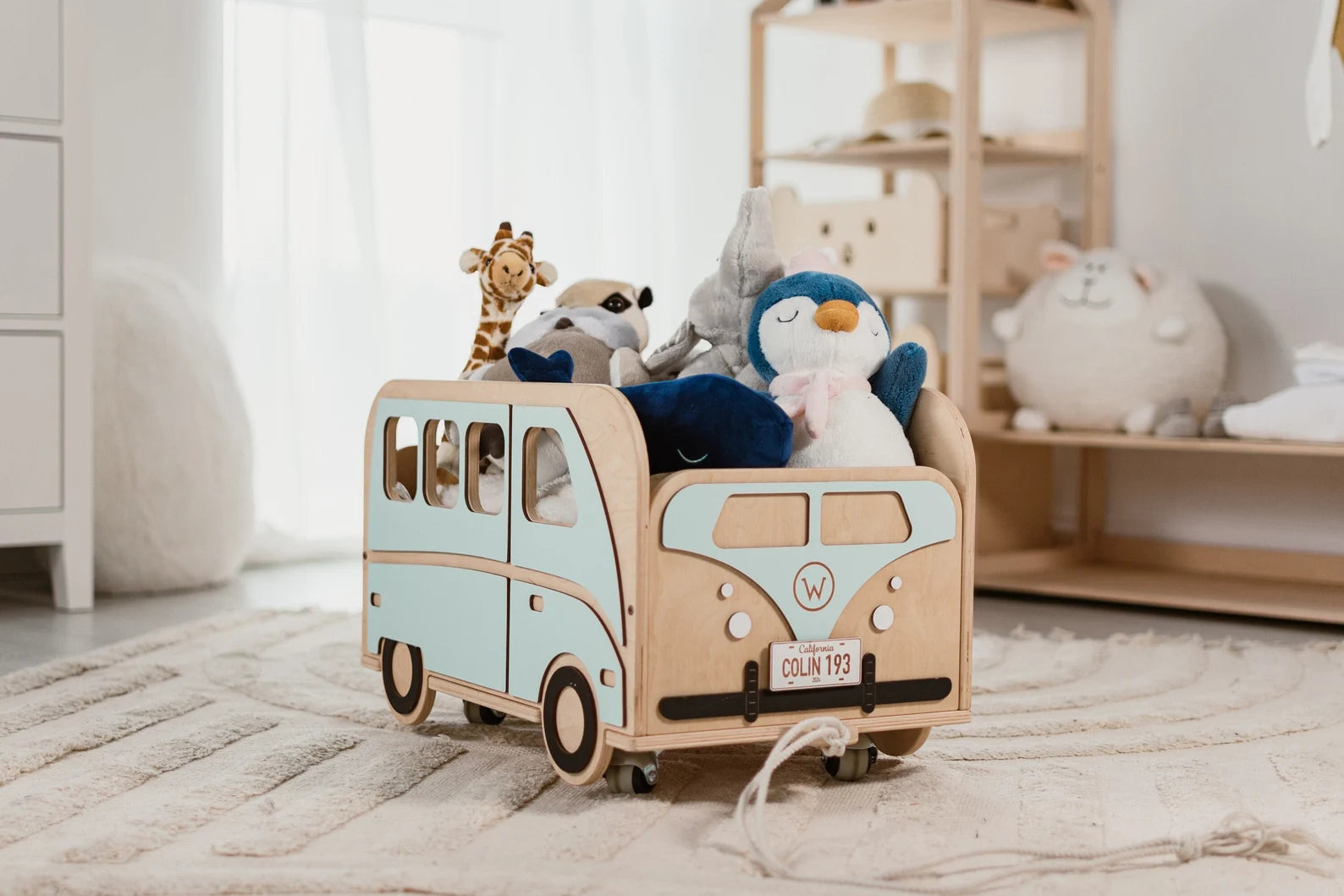 Coffre à Jouets Voiture Personnalisé – Bois Naturel & Roulettes