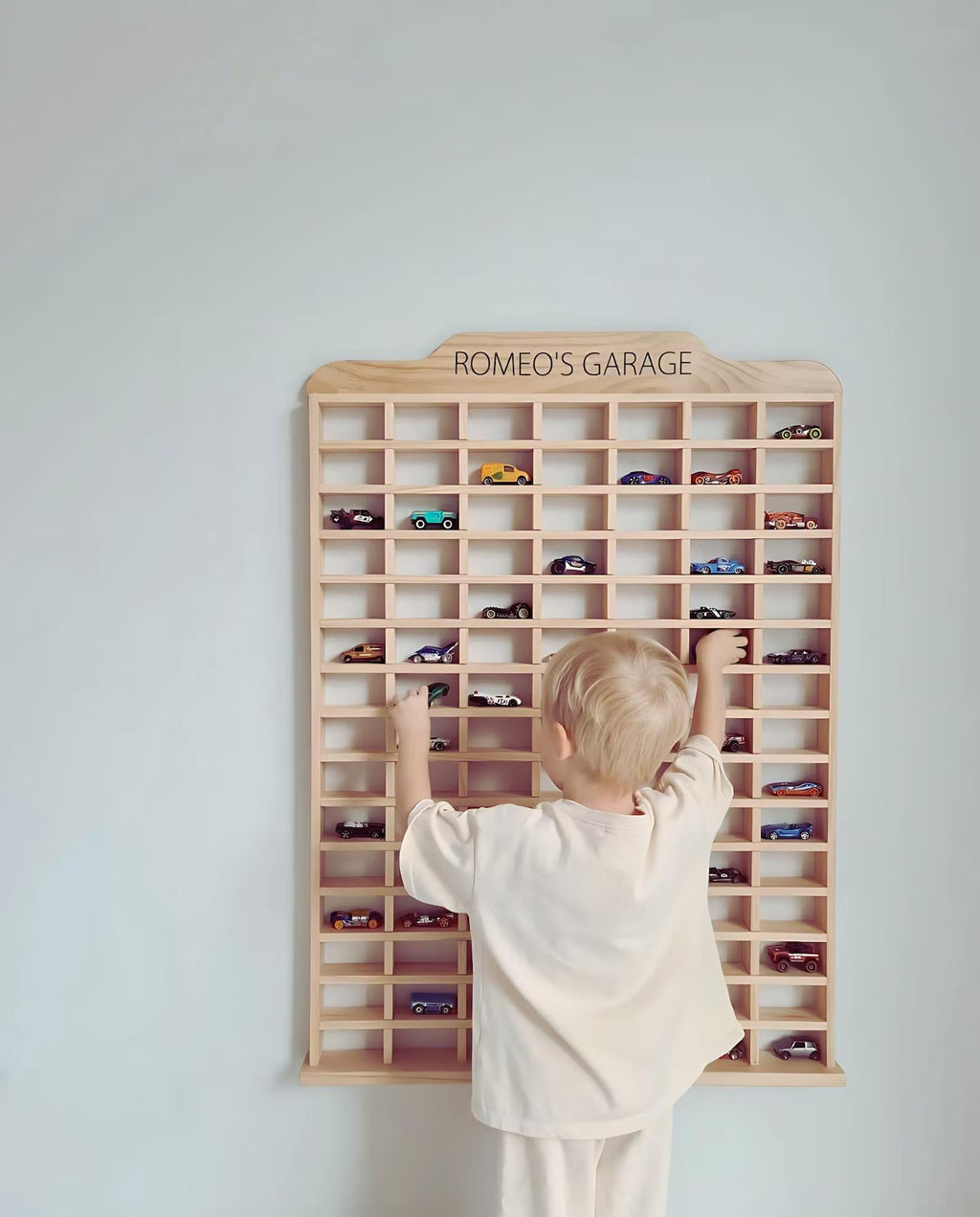 Étagère Voiture Personnalisée – Le Rangement Idéal pour Petites Voitures 1:64