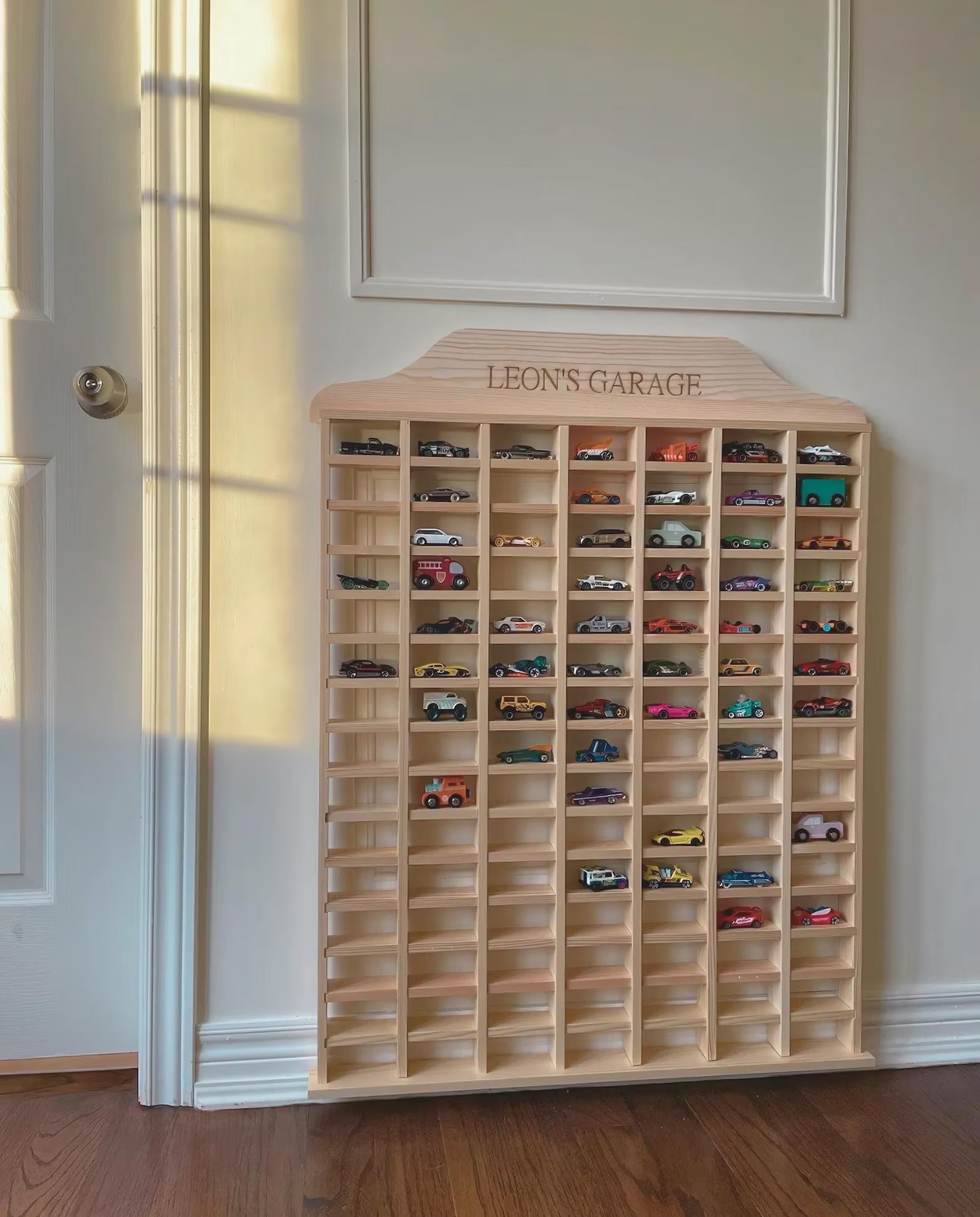 Étagère Voiture Personnalisée – Le Rangement Idéal pour Petites Voitures 1:64