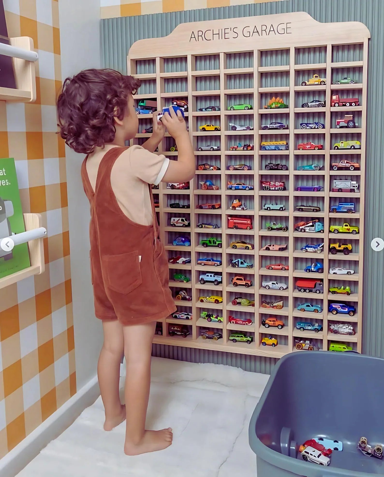 Étagère Voiture Personnalisée – Le Rangement Idéal pour Petites Voitures 1:64