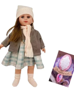 Poupée interactive Cufan dans son emballage, qui comprend un accessoire brosse